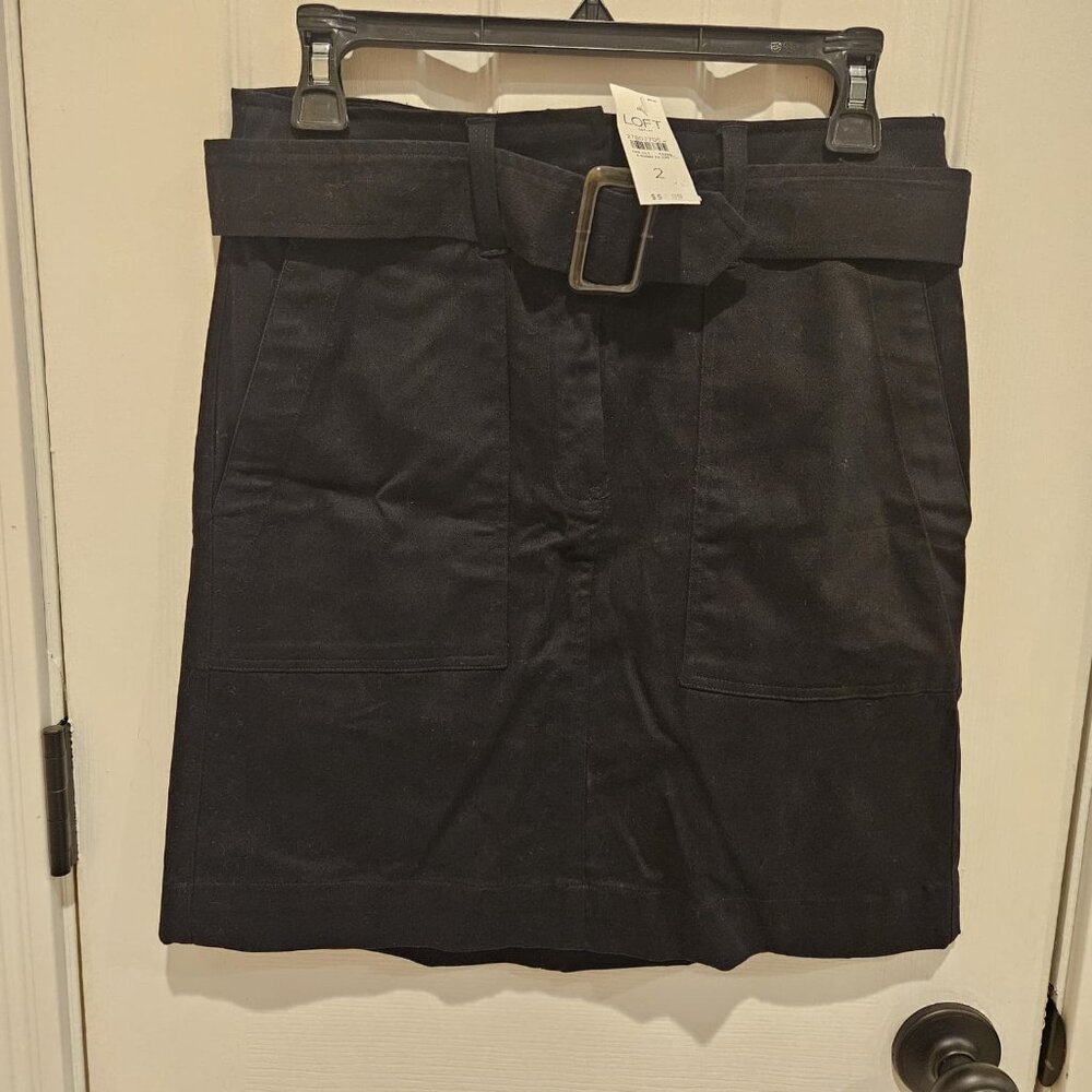 NWT Black Loft Outlet Skirt Sz 2 w/ Belt and Pockets 504884